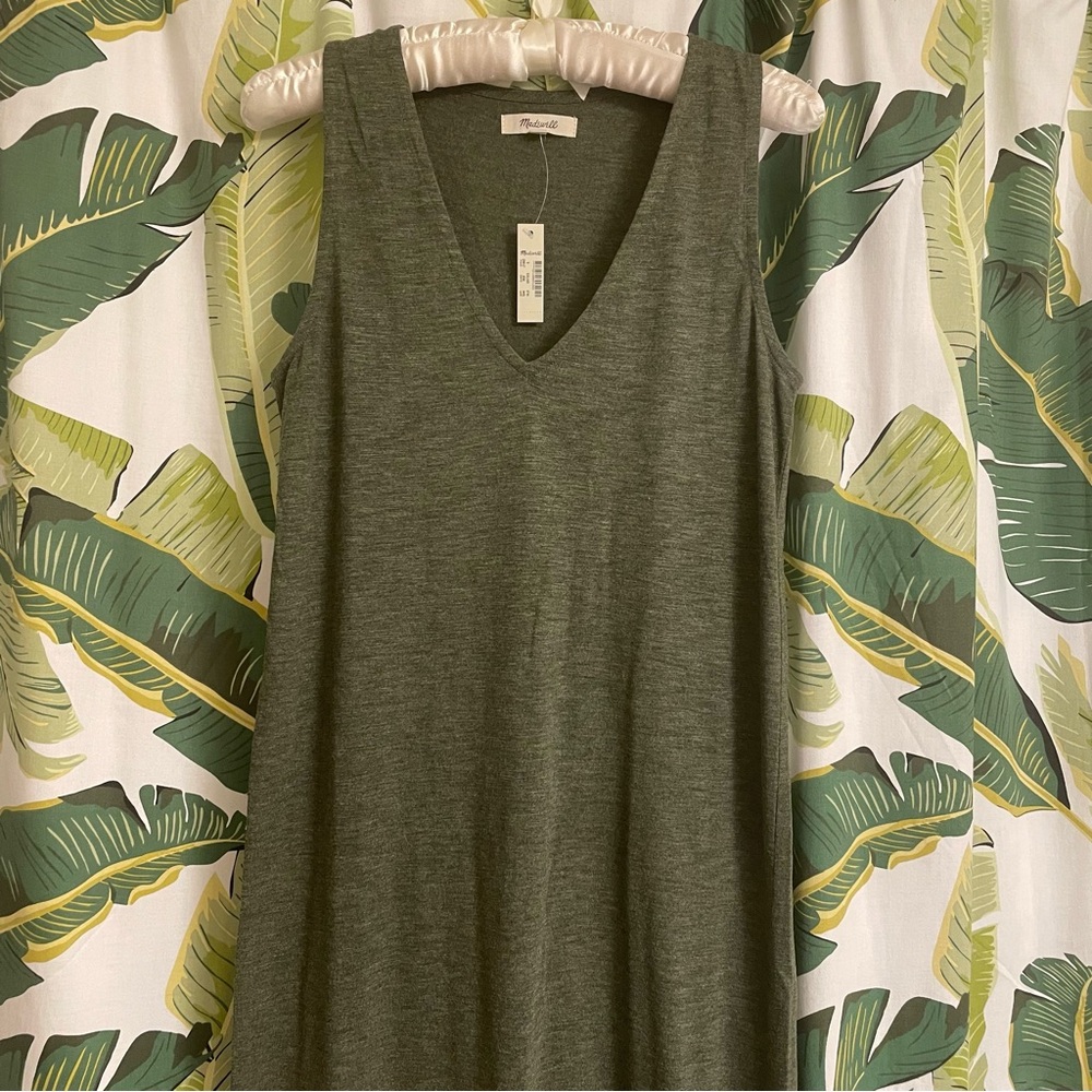 Madewell Olive Green V-Neck Sleeveless Dress